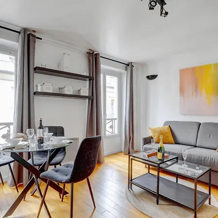 Bluestay 237 - Superbe à *